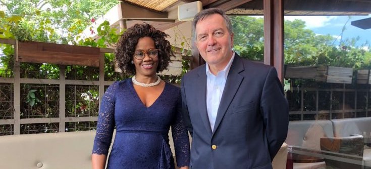 Ministro Ampuero se reúne con la Vicepresidenta y Canciller de Costa Rica, Epsy Campbell, y el ex Presidente Óscar Arias