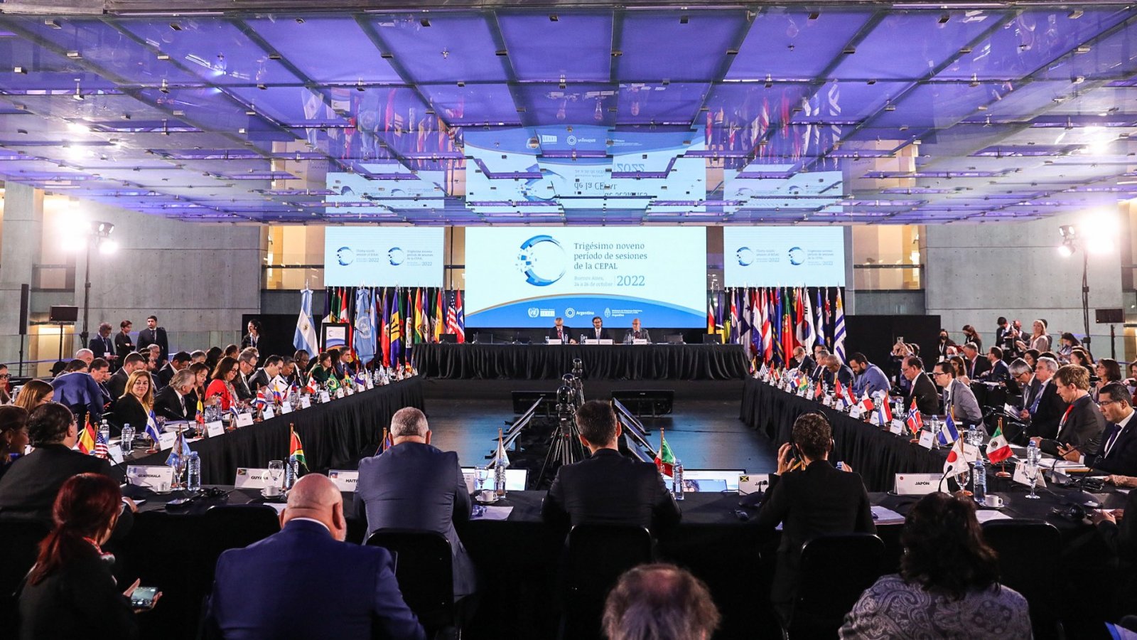 Ministra Antonia Urrejola participa en el 39º período de sesiones de la CEPAL y llama a profundizar la integración regional