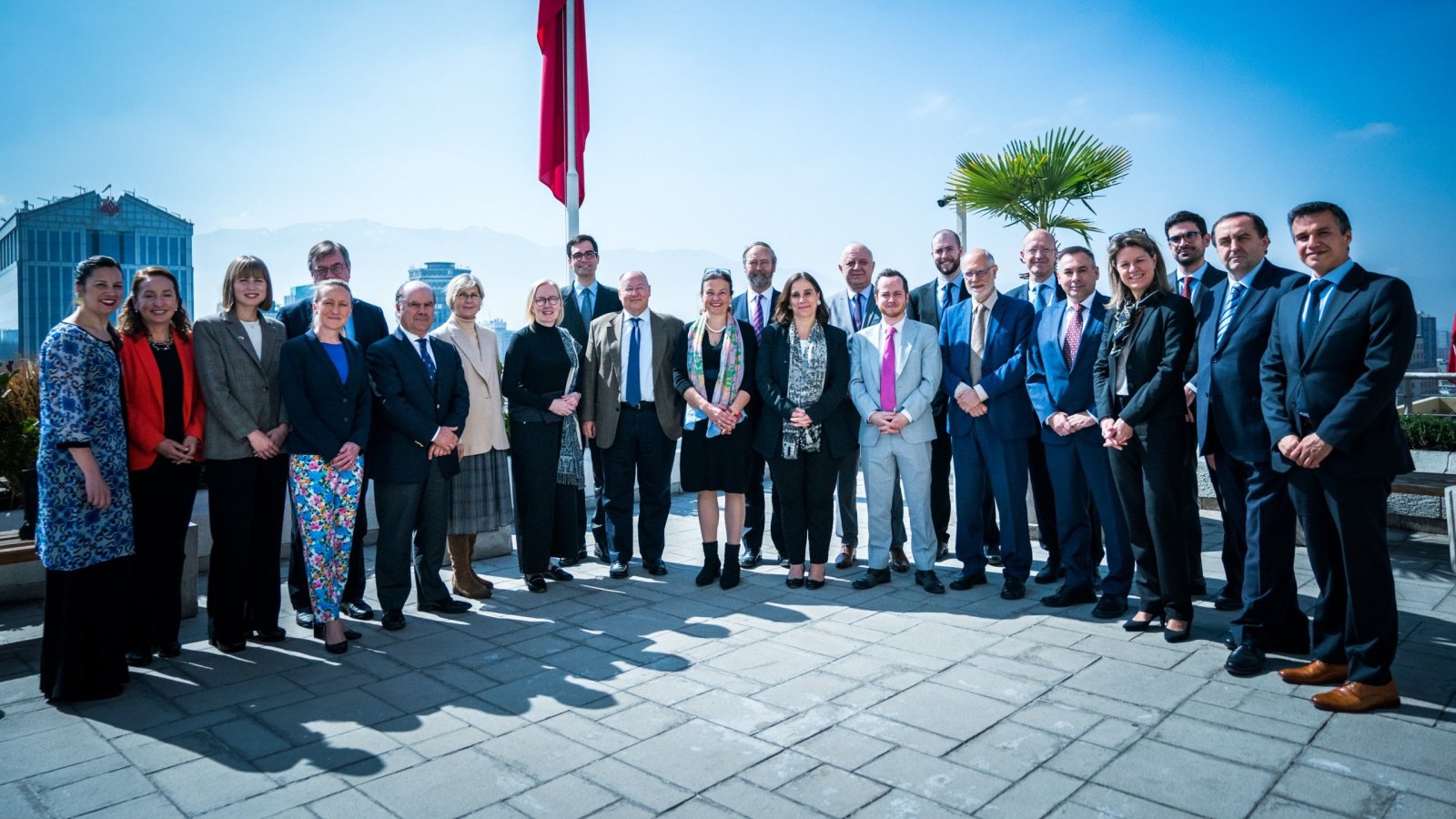 Canciller Antonia Urrejola se reúne con Embajadores de la Unión Europea en Chile