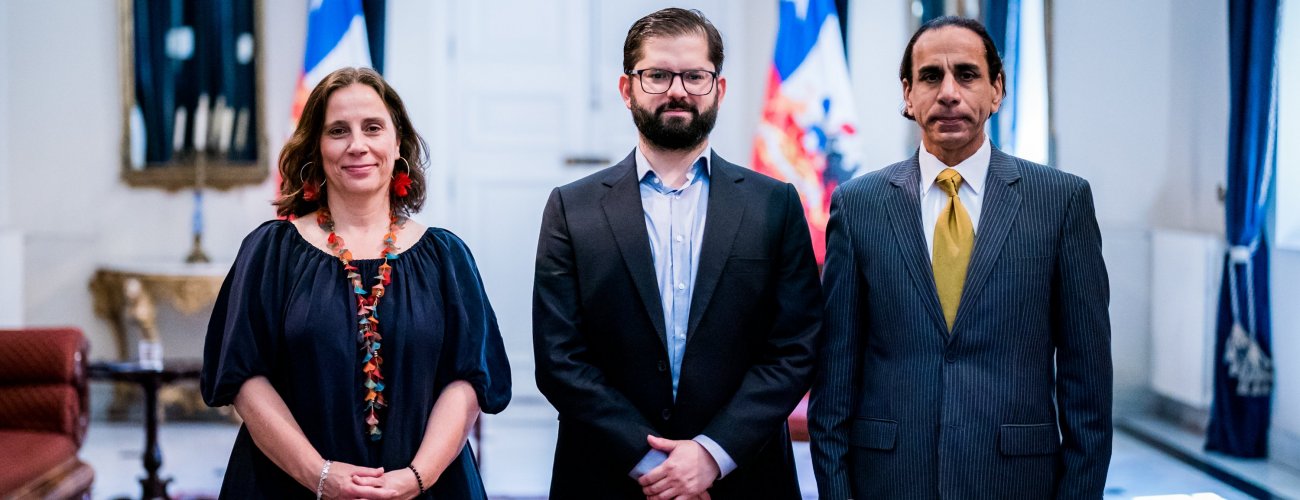Canciller Antonia Urrejola acompaña al Presidente en recepción de cartas credenciales de nuevos Embajadores y Embajadoras