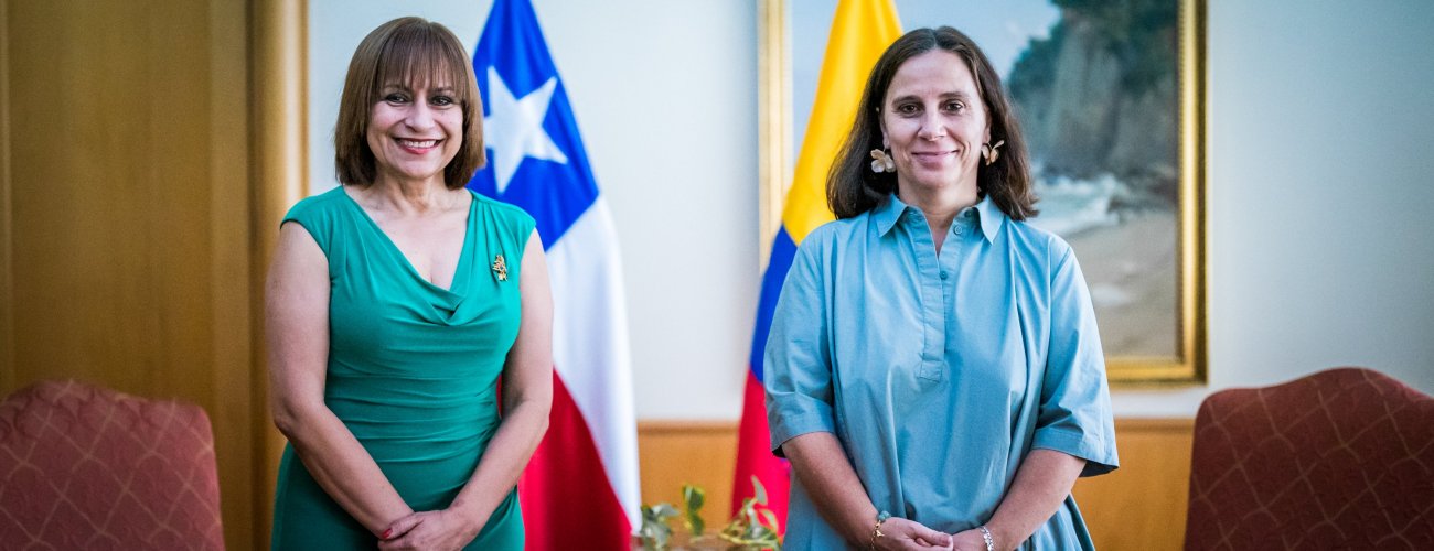 Ministra Antonia Urrejola despide a Embajadora de Ecuador por término de funciones