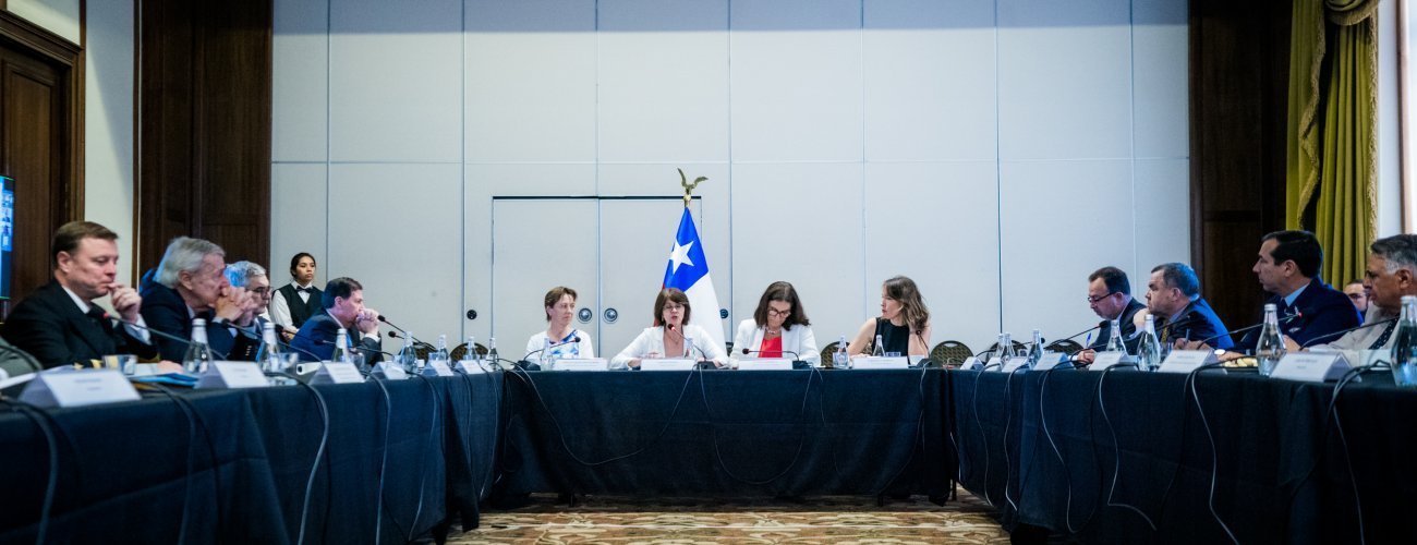 Canciller Antonia Urrejola se reúne con el Consejo Asesor para el caso de río Silala