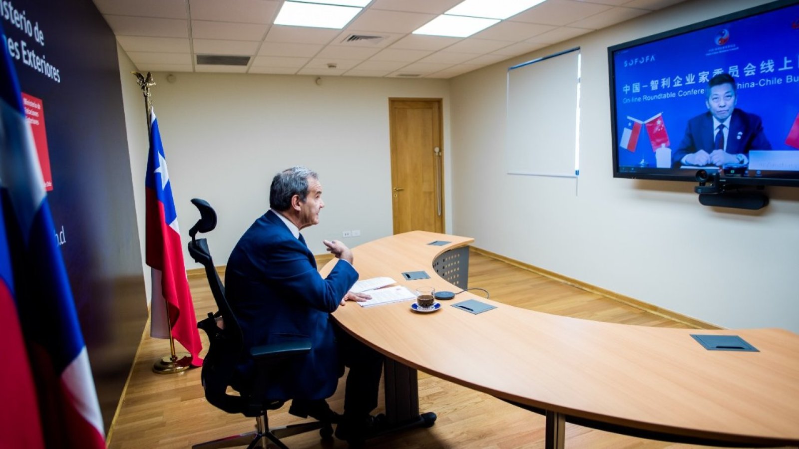 Canciller en Consejo Empresarial Chile-China: “Esta es una oportunidad para reafirmar que el Gobierno de Chile cree firmemente en la importancia de defender el libre comercio”