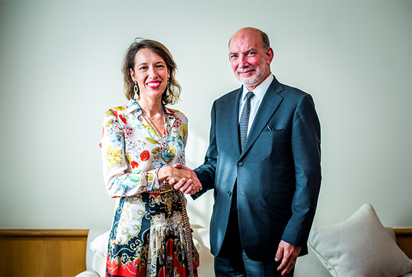 Ministra (s) recibe a enviado especial de ONU para cumbre sobre clima