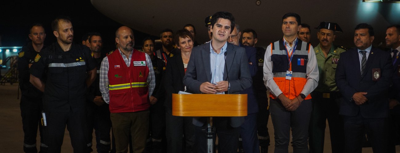 Comienza a llegar ayuda internacional para combatir los incendios forestales