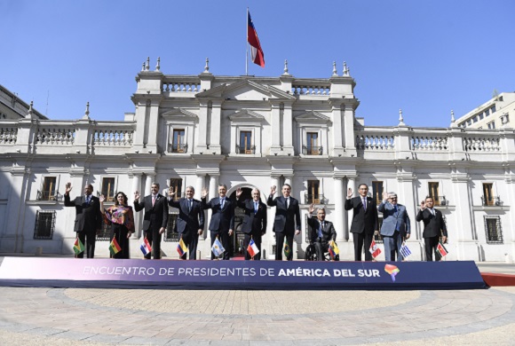 Parlamento Andino valora creación de Prosur
