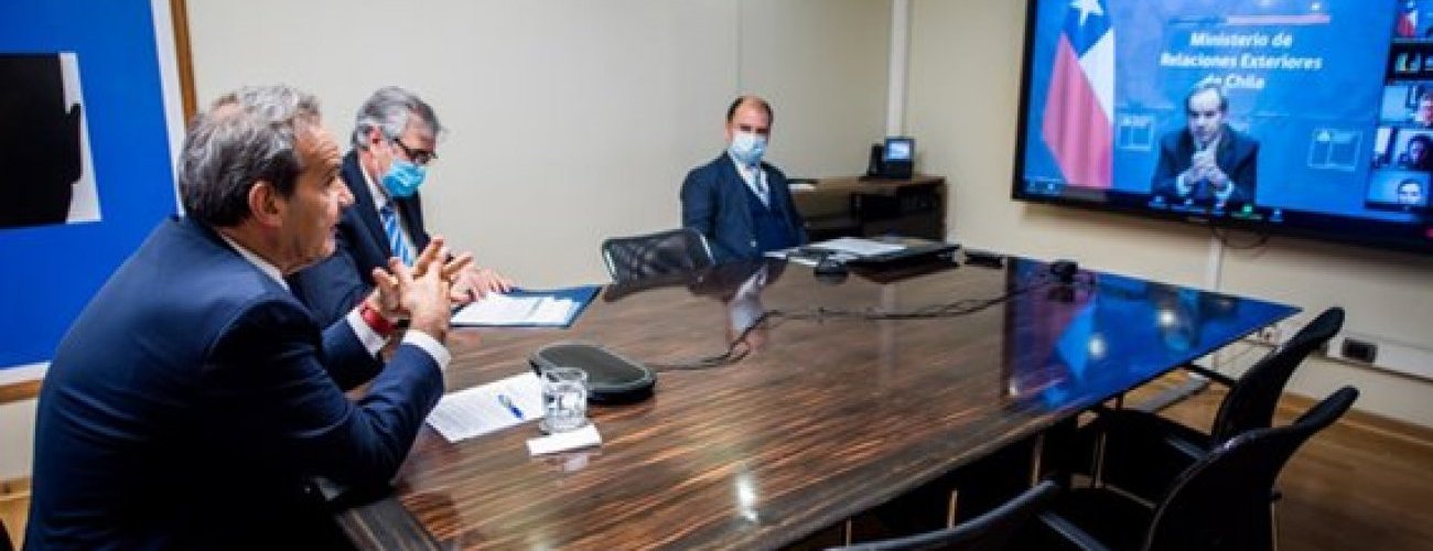 Canciller Allamand participa en Wines of Chile Summit 2020
