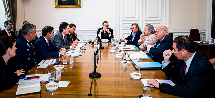 Comisión de RR.EE. del Senado aprueba acuerdo con EE.UU. requisito para mantener programa Visa Waiver