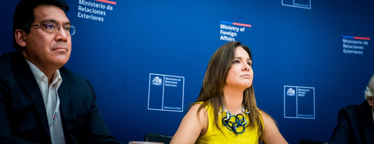 Canciller (s) expone los avances de la Cancillería en prevención de la violencia de género ante comunidades de chilenos y chilenas en el extranjero
