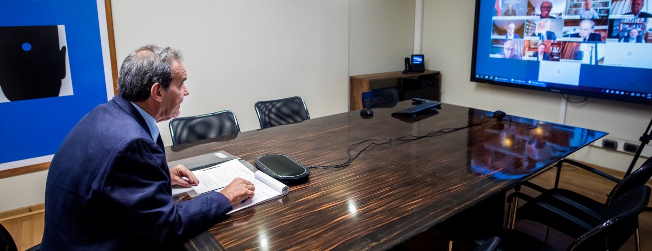Ministro Allamand encabeza su primera reunión con el Consejo de Excancilleres