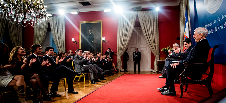Canciller Ampuero asiste a conversatorio sobre libertad y democracia entre Presidente Piñera y Mario Vargas Llosa