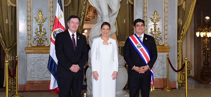 Canciller Ampuero asiste a Transmisión de Mando en Costa Rica y sostiene una serie de reuniones bilaterales