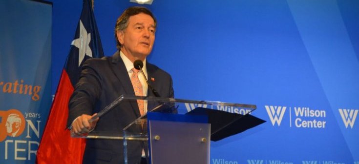 Canciller Ampuero expone en el Wilson Center, en Washington