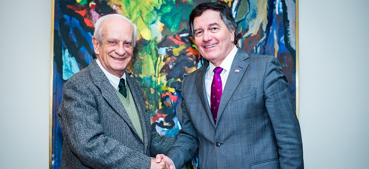 Canciller Roberto Ampuero se reúne con ex embajador de Chile en Venezuela, Pedro Felipe Ramírez