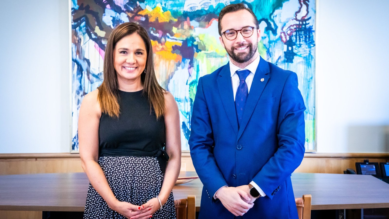 Subsecretaria Gloria de la Fuente se reúne con su par de Uruguay