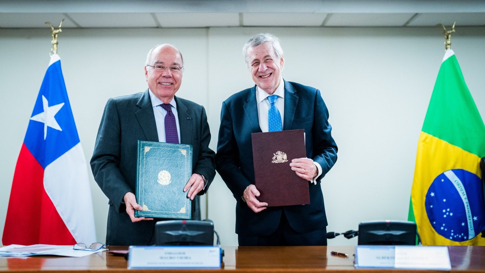 Chile y Brasil realizan la VI Comisión Bilateral entre ambos países