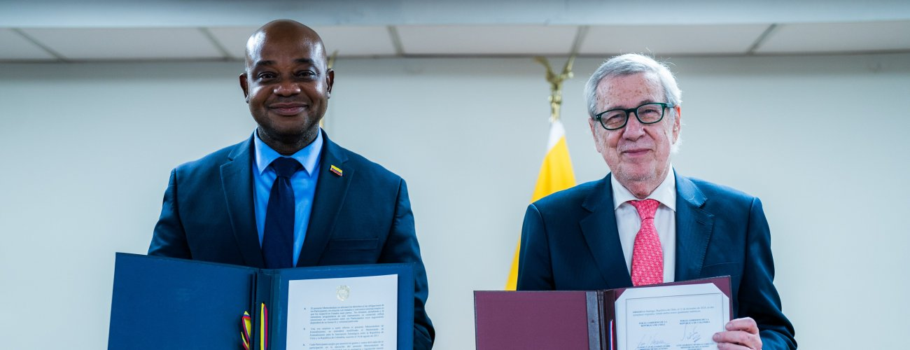 Chile y Colombia firman un acuerdo sobre el Consejo de Asociación Estratégica y otro en materia de Política Exterior Feminista