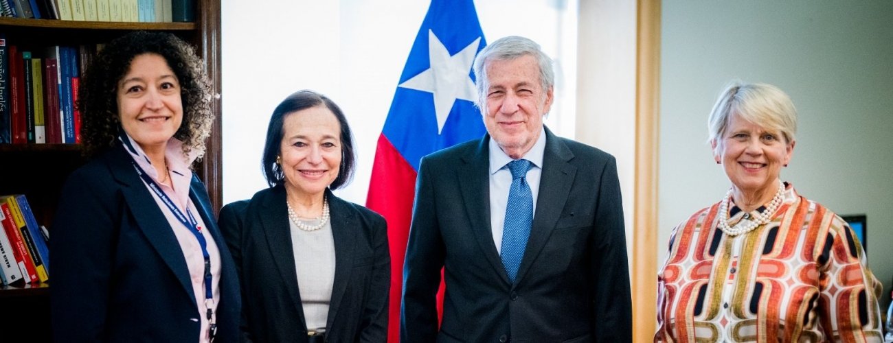 Canciller Alberto van Klaveren sostiene reunión con la Presidenta y Directora General del Americas Society/Council of the Americas