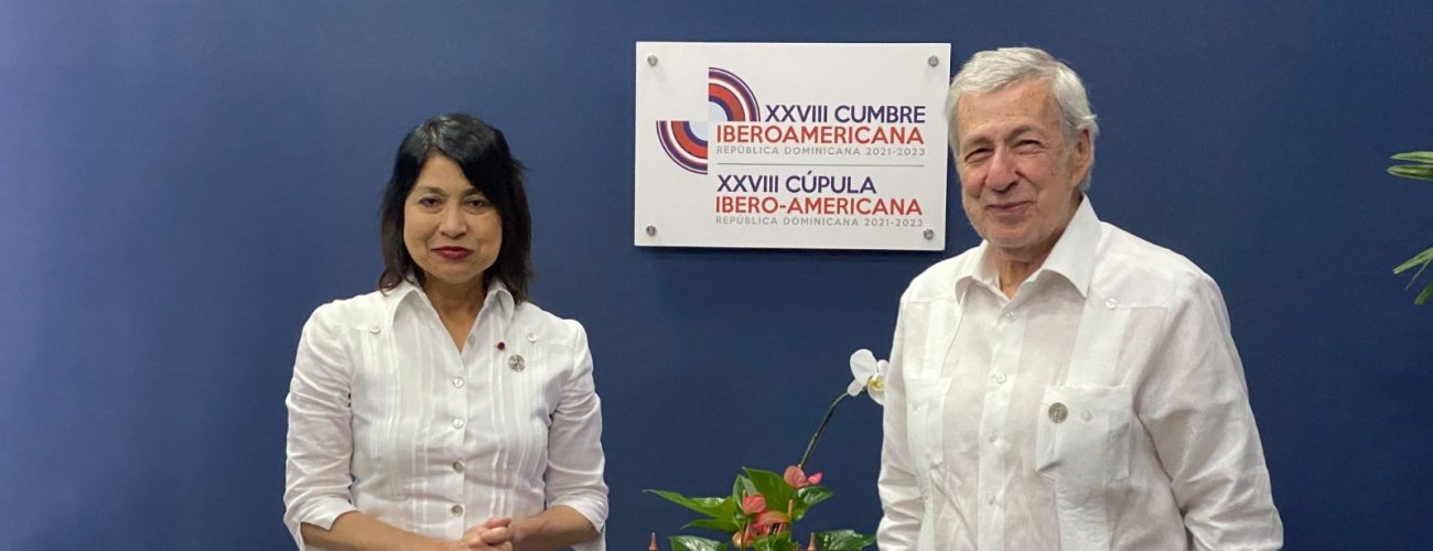 Canciller Alberto van Klaveren sostiene reuniones bilaterales con sus pares de Perú, Brasil y Venezuela