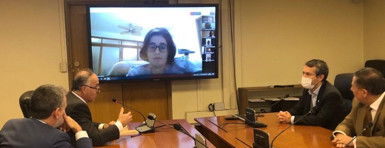 Canciller Ribera agradece a embajadores y cónsules que fueron parte del operativo para repatriar 241 chilenos desde el Sudeste Asiático