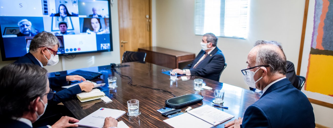 Reunión del Canciller Teodoro Ribera con Grupo de Reflexión Bolivia