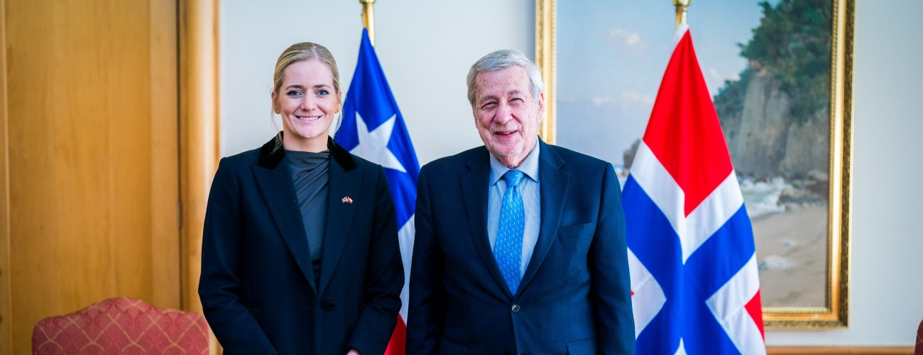 Canciller se reúne con ministra de Justicia y Seguridad Pública de Noruega