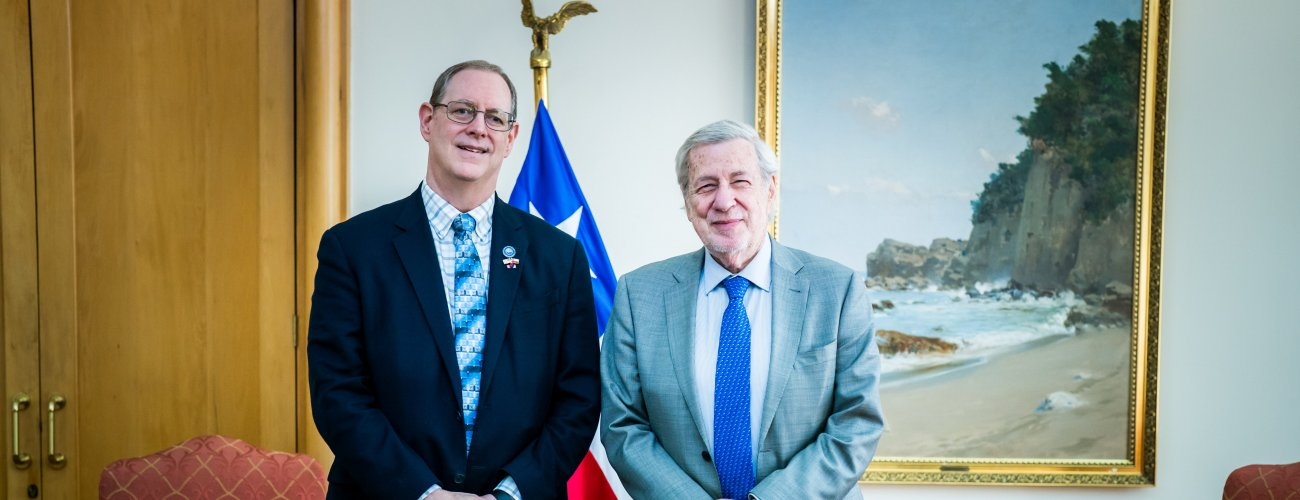 Ministro se reúne con el director de ciencias astronómicas de la Fundación Nacional de Ciencias de Estados Unidos