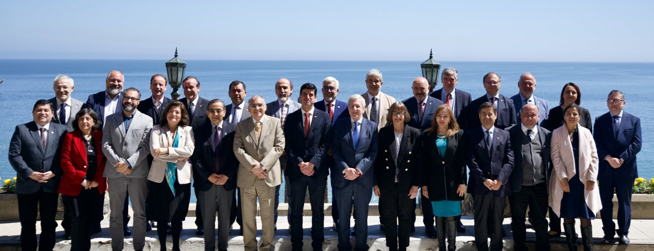 Ministro participa en encuentro con las universidades del CRUCH y destaca la proyección internacional de la educación superior de Chile