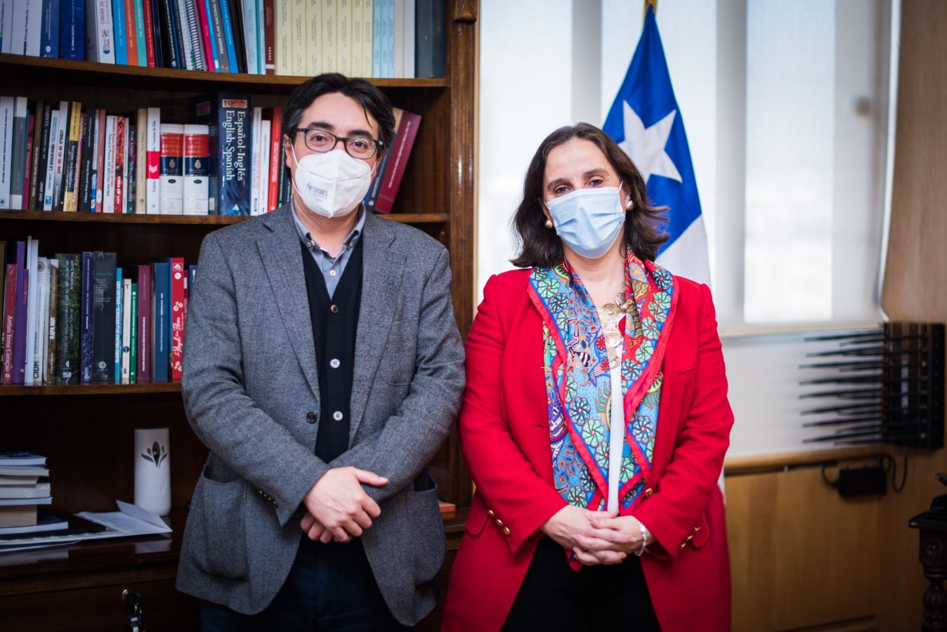 Ministra Antonia Urrejola se reúne con el senador Juan Ignacio Latorre