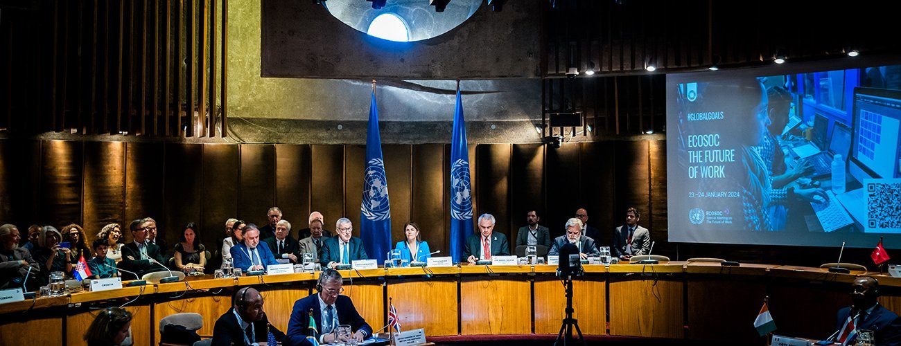 Ministro van Klaveren participa en clausura de reunión del Ecosoc y en homenaje a Hernán Santa Cruz