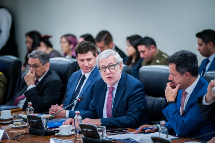 Canciller encabeza sesión de la Comisión Coordinadora para dar cumplimiento a las obligaciones del Estado de Chile en materia de Derecho Internacional de los Derechos Humanos