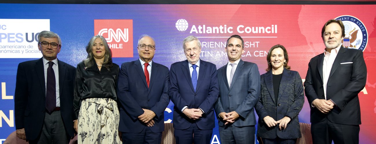 Ministro participa en evento conmemorativo de los 30 años de la Cumbre de las Americas