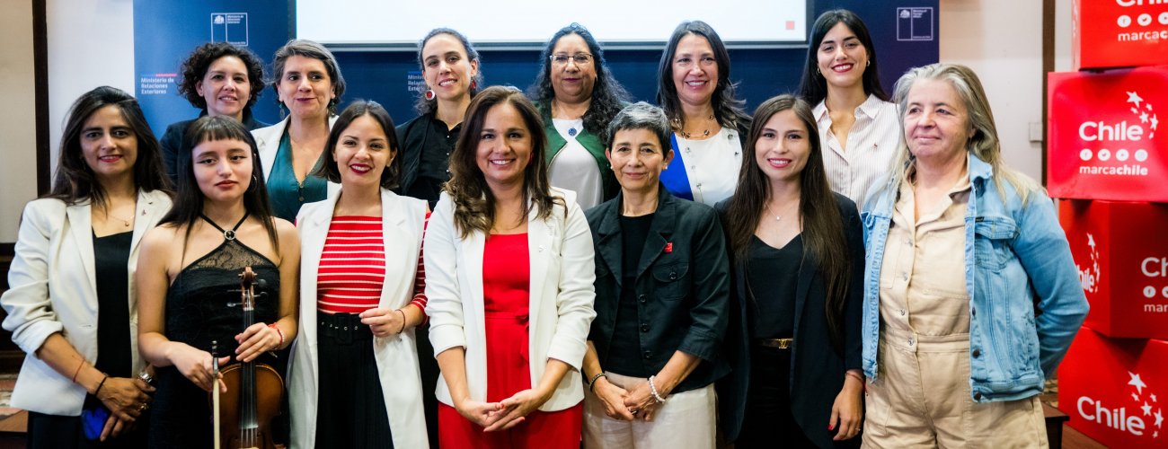 Subsecretaria Gloria de la Fuente presenta la campaña “Chile, país de mujeres”