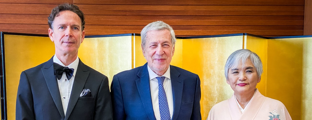Canciller Alberto van Klaveren participa en conmemoración del Día Nacional de Japón y destaca la relación bilateral