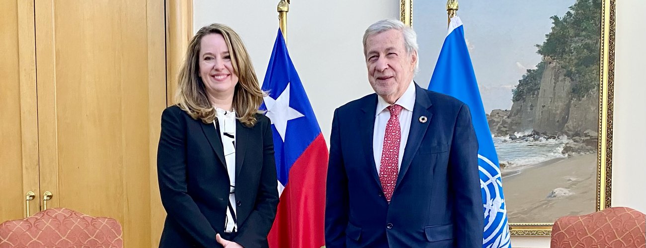 Ministro Alberto van Klaveren se reúne con la directora general de la Organización Internacional para las Migraciones