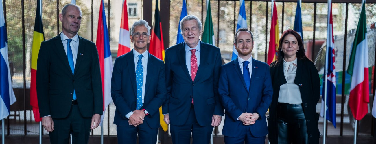 Canciller van Klaveren participa en conmemoración del Día de Europa