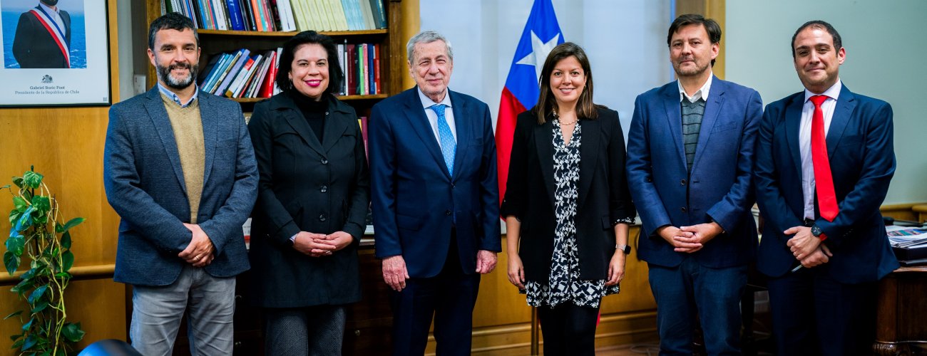 Canciller se reúne con directoras de Oceana y de la Coalición de Arrecifes de Coral de Alta Mar