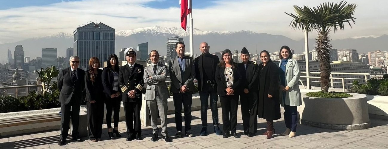 Chile y Perú celebran nueva reunión sobre conservación de la población de ballena franca austral
