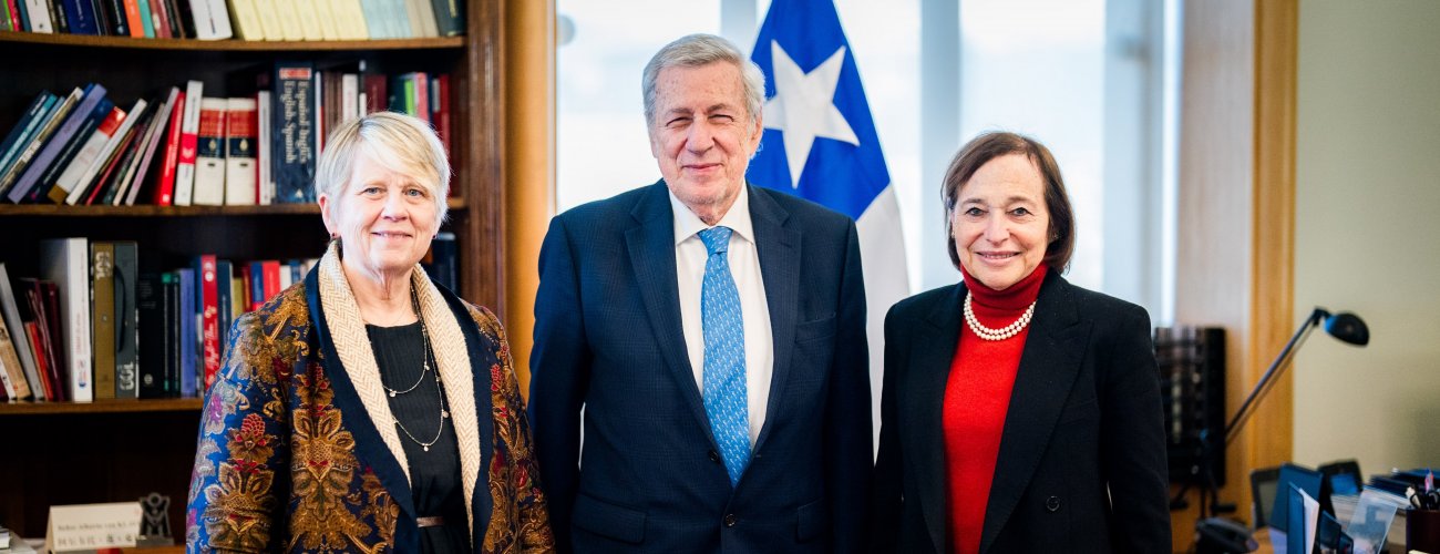 Canciller sostiene audiencia con la Presidenta y Directora General del Americas Society/Council of the Americas