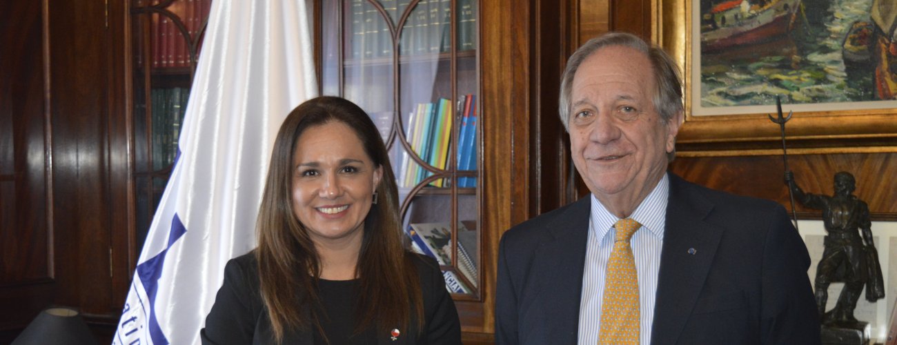 Subsecretaria se reúne con secretario general de la Aladi y encabeza conversatorio sobre Política Exterior Feminista