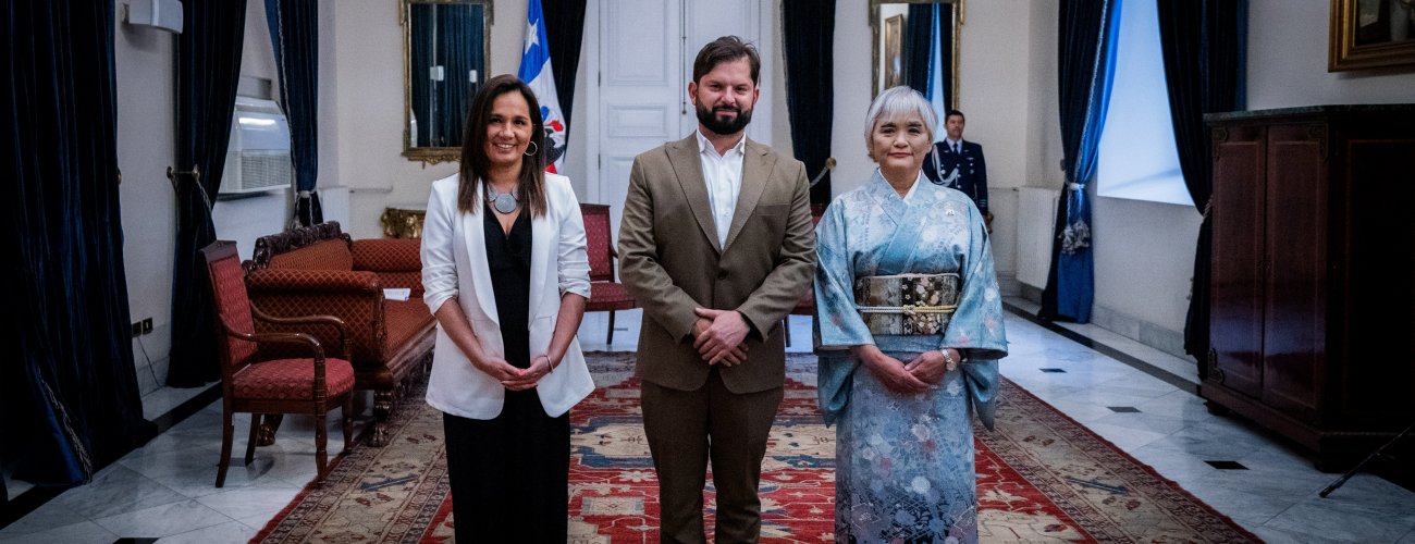 Canciller (s) acompaña al Presidente en recepción de cartas credenciales de nuevos embajadores y embajadoras