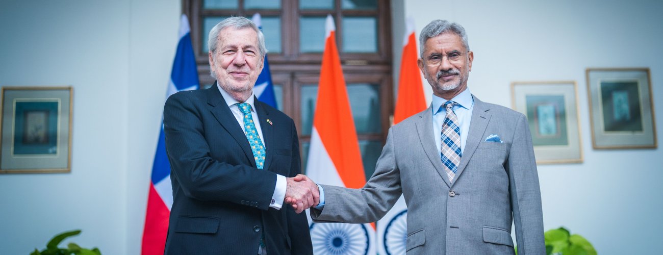 Canciller van Klaveren se reúne con su par indio y encabezan el segundo Comité Conjunto de Alto Nivel Chile-India