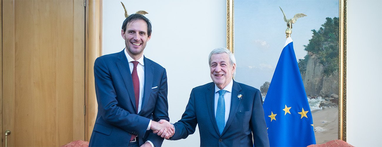 Canciller Alberto van Klaveren se reúne con Comisario Europeo de Acción Climática