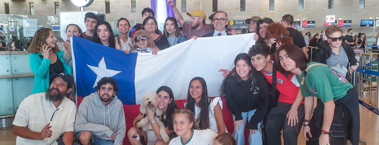 Cuatro vuelos han partido desde Tel Aviv con connacionales evacuados de la zona de conflicto