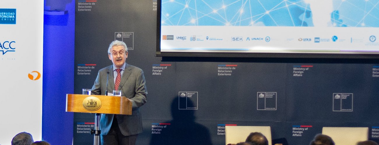 Director de Decyti participa en seminario sobre la internacionalización de la investigación académica