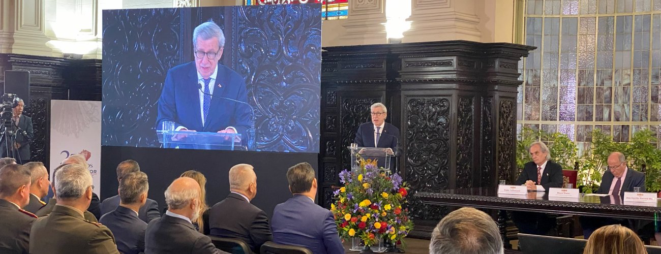 Canciller participa en la conmemoración de los 25 años de los Acuerdos de Paz de Brasilia