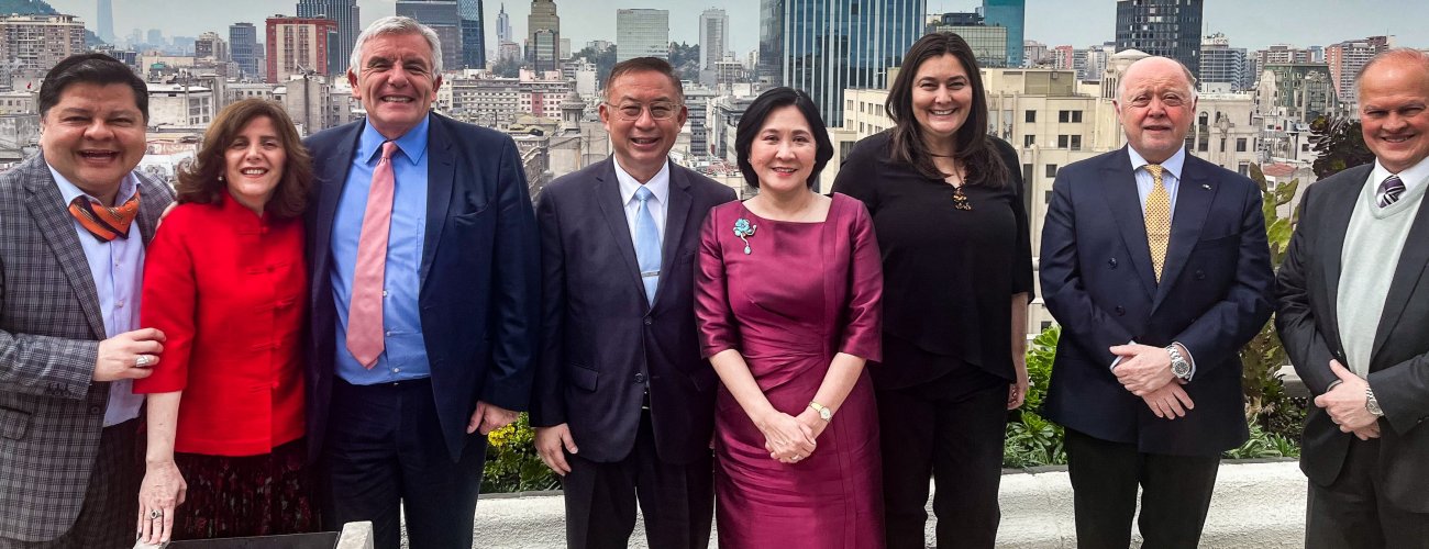 Secretario General (s) despide a embajadora del Reino de Tailandia por término de misión