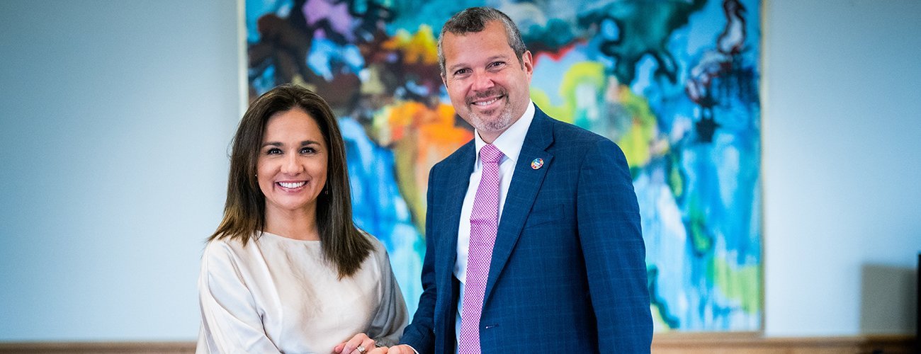 Ministra (s) se reúne con el secretario general de la Organización Marítima Internacional
