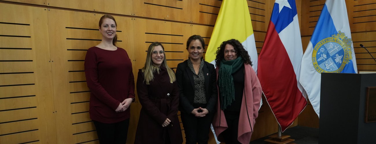 Subsecretaria Gloria de la Fuente participa en conversatorio sobre Política Exterior Feminista: “La PEF refuerza los valores de la democracia”