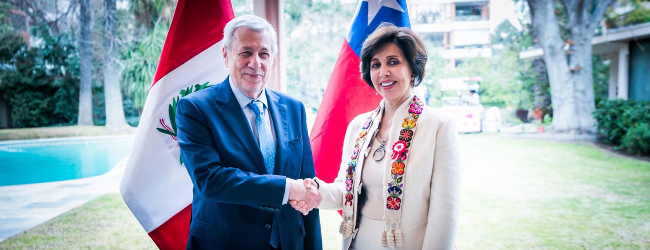 Canciller asiste a la conmemoración del aniversario de la independencia del Perú